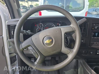 2025 Chevrolet Express 2500 Cargo Van 1WT 135.0" WB - miniatura 10