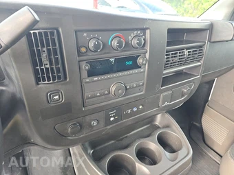 2025 Chevrolet Express 2500 Cargo Van 1WT 135.0" WB - miniatura 11
