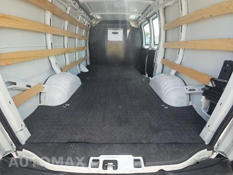 2025 Chevrolet Express 2500 Cargo Van 1WT 135.0" WB - miniatura 17
