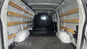 2025 Chevrolet Express 2500 Cargo Van 1WT 135.0" WB - miniatura 34