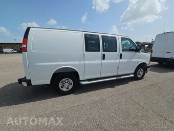 2025 Chevrolet Express 2500 Cargo Van 1WT 135.0" WB - miniatura 4