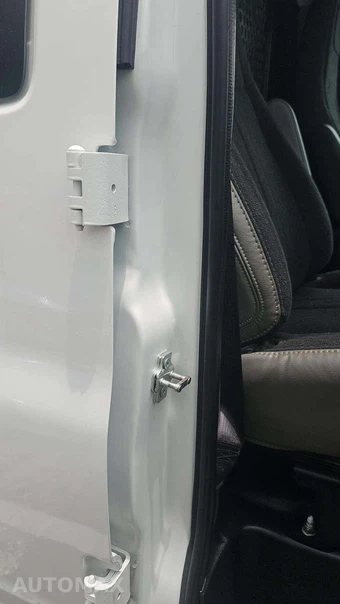 2025 Chevrolet Express 2500 Cargo Van 1WT 135.0" WB - miniatura 21