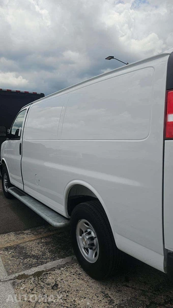 2025 Chevrolet Express 2500 Cargo Van 1WT 135.0" WB - miniatura 23