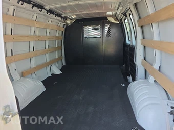 2025 Chevrolet Express 2500 Cargo Van 1WT 135.0" WB - miniatura 16
