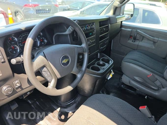 2025 Chevrolet Express 2500 Cargo Van 1WT 135.0" WB - miniatura 7