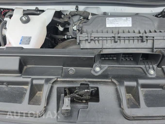 2025 Chevrolet Express 2500 Cargo Van 1WT 135.0" WB - miniatura 14
