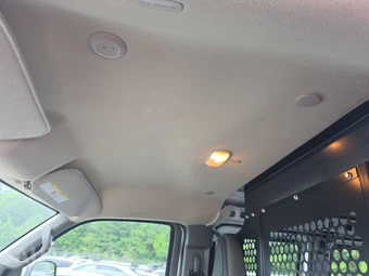 2025 Chevrolet Express 2500 Cargo Van 1WT 135.0" WB - miniatura 16