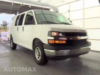 2025 Chevrolet Express 2500 Cargo Van 1WT 135.0" WB - miniatura 3