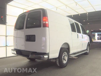 2025 Chevrolet Express 2500 Cargo Van 1WT 135.0" WB - miniatura 4