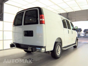 2025 Chevrolet Express 2500 Cargo Van 1WT 135.0" WB - miniatura 4