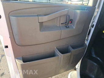 2025 Chevrolet Express 2500 Cargo Van 1WT 135.0" WB - miniatura 9