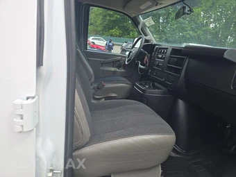 2025 Chevrolet Express 2500 Cargo Van 1WT 135.0" WB - miniatura 8