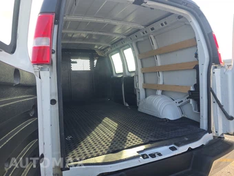 2025 Chevrolet Express 2500 Cargo Van 1WT 135.0" WB - miniatura 17