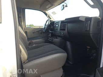 2025 Chevrolet Express 2500 Cargo Van 1WT 135.0" WB - miniatura 8