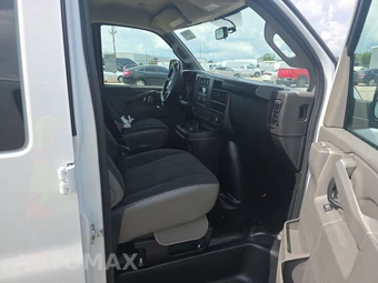 2025 Chevrolet Express 2500 Cargo Van 1WT 135.0" WB - miniatura 8