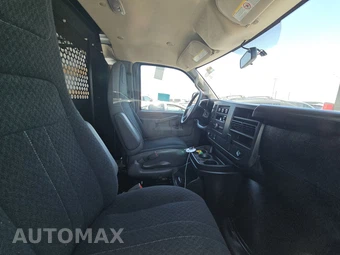 2025 Chevrolet Express 2500 Cargo Van 1WT 135.0" WB - miniatura 8