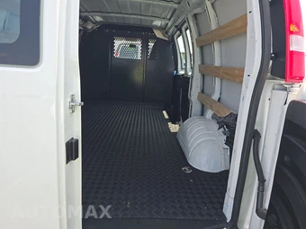 2025 Chevrolet Express 2500 Cargo Van 1WT 135.0" WB - miniatura 15