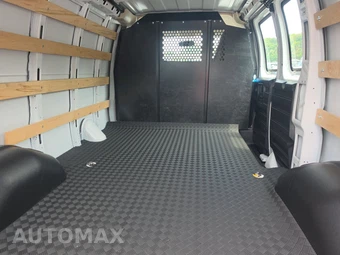 2025 Chevrolet Express 2500 Cargo Van 1WT 135.0" WB - miniatura 15