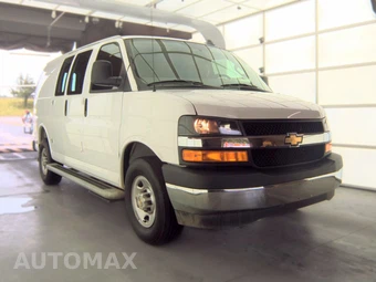 2025 Chevrolet Express 2500 Cargo Van 1WT 135.0" WB - miniatura 3