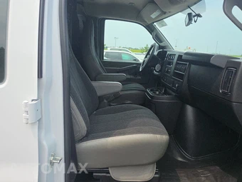 2025 Chevrolet Express 2500 Cargo Van 1WT 135.0" WB - miniatura 8