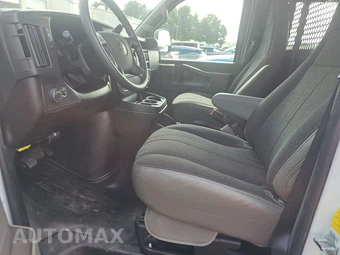 2025 Chevrolet Express 2500 Cargo Van 1WT 135.0" WB - miniatura 7