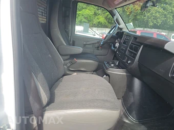 2025 Chevrolet Express 2500 Cargo Van 1WT 135.0" WB - miniatura 8