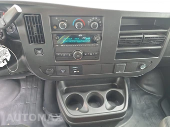 2025 Chevrolet Express 2500 Cargo Van 1WT 135.0" WB - miniatura 11