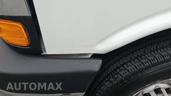 2025 Chevrolet Express 2500 Cargo Van 1WT 135.0" WB - miniatura 32