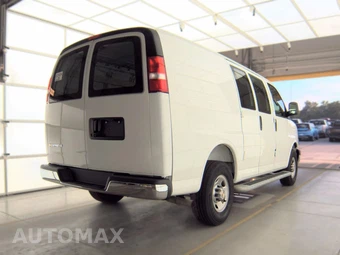 2025 Chevrolet Express 2500 Cargo Van 1WT 135.0" WB - miniatura 4