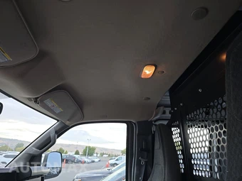 2025 Chevrolet Express 2500 Cargo Van 1WT 135.0" WB - miniatura 16