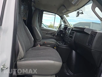 2025 Chevrolet Express 2500 Cargo Van 1WT 135.0" WB - miniatura 8