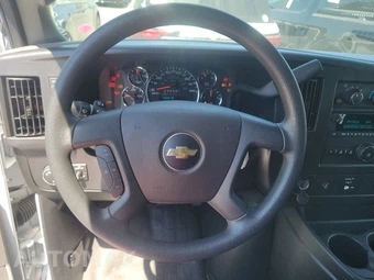 2025 Chevrolet Express 2500 Cargo Van 1WT 135.0" WB - miniatura 10