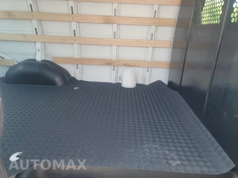 2025 Chevrolet Express 2500 Cargo Van 1WT 135.0" WB - miniatura 13