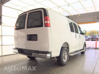 2025 Chevrolet Express 2500 Cargo Van 1WT 135.0" WB - miniatura 4