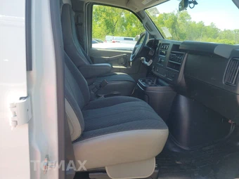 2025 Chevrolet Express 2500 Cargo Van 1WT 135.0" WB - miniatura 8