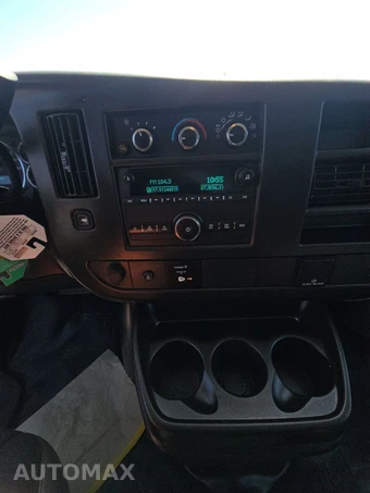 2025 Chevrolet Express 2500 Cargo Van 1WT 135.0" WB - miniatura 11