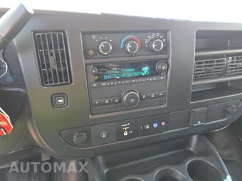 2025 Chevrolet Express 2500 Cargo Van 1WT 135.0" WB - miniatura 11