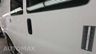2025 Chevrolet Express 2500 Cargo Van 1WT 135.0" WB - miniatura 24