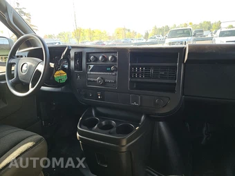 2025 Chevrolet Express 2500 Cargo Van 1WT 135.0" WB - miniatura 11
