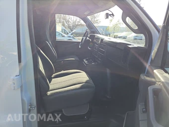 2025 Chevrolet Express 2500 Cargo Van 1WT 135.0" WB - miniatura 8
