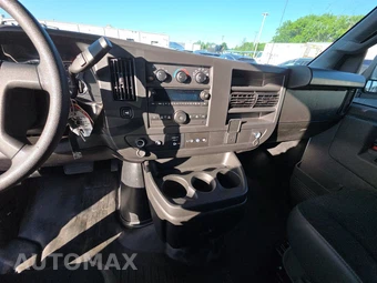 2025 Chevrolet Express 2500 Cargo Van 1WT 135.0" WB - miniatura 11
