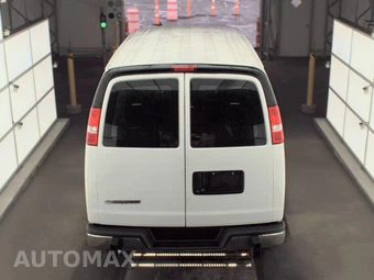 2025 Chevrolet Express 2500 Cargo Van 1WT 135.0" WB - miniatura 5
