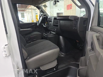 2025 Chevrolet Express 2500 Cargo Van 1WT 135.0" WB - miniatura 8