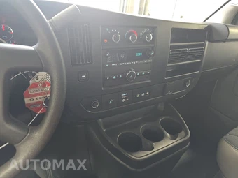 2025 Chevrolet Express 2500 Cargo Van 1WT 135.0" WB - miniatura 11