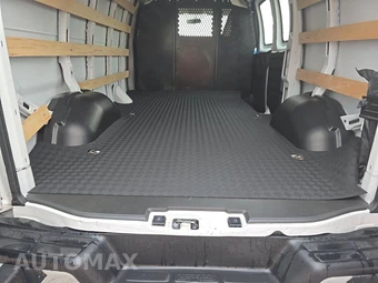 2025 Chevrolet Express 2500 Cargo Van 1WT 135.0" WB - miniatura 15