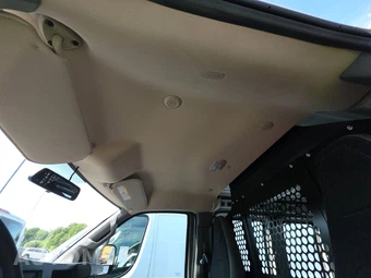 2025 Chevrolet Express 2500 Cargo Van 1WT 135.0" WB - miniatura 17