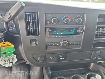 2025 Chevrolet Express 2500 Cargo Van 1WT 135.0" WB - miniatura 11