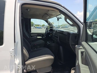 2025 Chevrolet Express 2500 Cargo Van 1WT 135.0" WB - miniatura 8