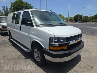2025 Chevrolet Express 2500 Cargo Van 1WT 135.0" WB - miniatura 3
