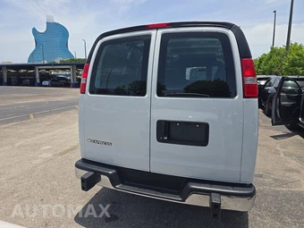 2025 Chevrolet Express 2500 Cargo Van 1WT 135.0" WB - miniatura 5